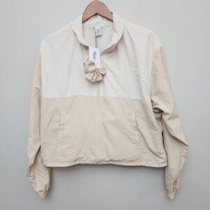 Better Together Cropped‎ Tan Beige Windbreaker Jacket Size XL Scrunchy NEW